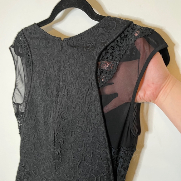 The Kooples Black Mini Sheath Dress Mesh & Lace Cap Sleeves Damask Jacquard XS - Picture 10 of 13